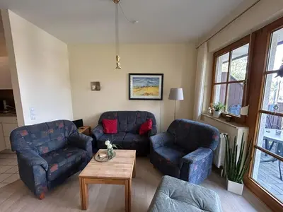 Ein Sitzbereich in der Unterkunft Ferienwohnung Kleine Auszeit