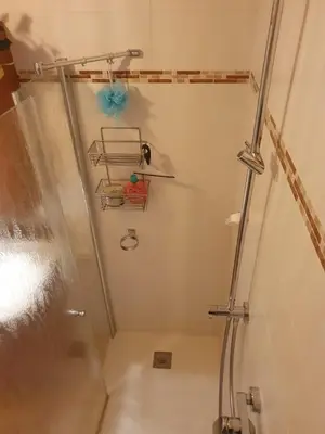 Ein Badezimmer in der Unterkunft 3 Zimmer Apartment Kostenfreien WLAN