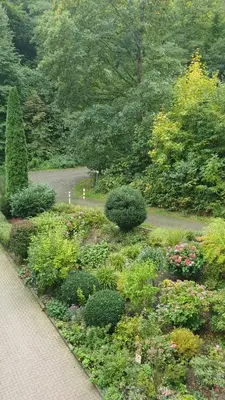 Ein Garten an der Unterkunft 3 Zimmer Apartment Kostenfreien WLAN