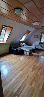 Ein Sitzbereich in der Unterkunft Ferienwohnung Ella