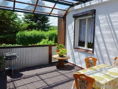 Ein Garten an der Unterkunft Ferienhaus in Cattenstedt Harz mit Garten