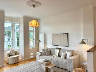Ein Sitzbereich in der Unterkunft HyggeLiving - NEU - LUXUS - Villa - Bergblick - 3 Balkone - Parken - 100qm