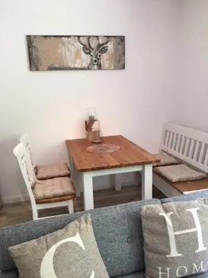Ein Sitzbereich in der Unterkunft Familien-Nest 