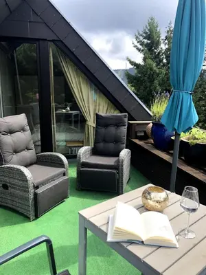 Ein Sitzbereich in der Unterkunft Luxus Ferienwohnung Traumblick Hahnenklee 4Sterne DTV