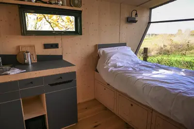 TV/Unterhaltungsangebot in der Unterkunft Sleep Space 2 - Green&Tiny Spot Osterwieck Birkenmühle