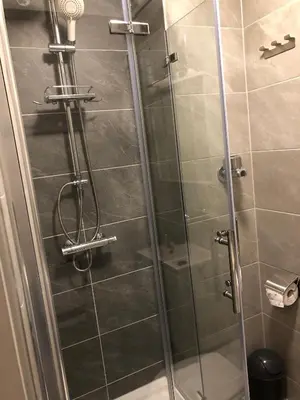 Ein Badezimmer in der Unterkunft Fewo Eulennestchen-Harz S1 für Familie & Hund