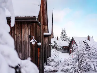 Doppelhaushälften, Torfhaus im Winter