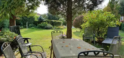 Ein Garten an der Unterkunft Schau ins Land 2