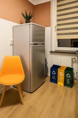 Küche/Küchenzeile in der Unterkunft Moderne 3-Zimmer-Ferienwohnung in Emersleben