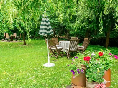 Ein Garten an der Unterkunft Holiday Home in Walkenried mit Schöner Terrasse by Interhome