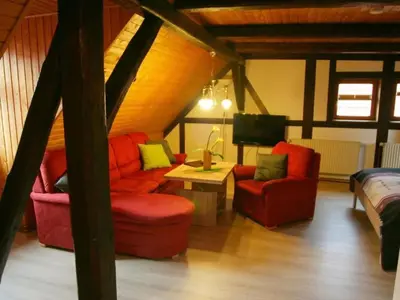 Ein Sitzbereich in der Unterkunft Apartment Gästehaus Tröbs by Interhome