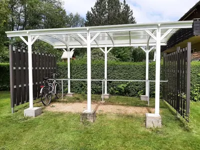 Ein Garten an der Unterkunft Apartment Fewo Stricker 32 by Interhome