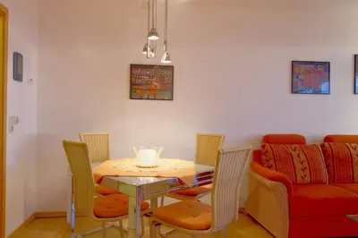 Ein Sitzbereich in der Unterkunft Apartment 575