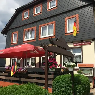 Pension und China - Thai Restaurant Asia - Haus