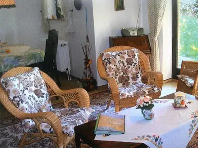 Ein Sitzbereich in der Unterkunft Ferienwohnung An den Wolfsklippen