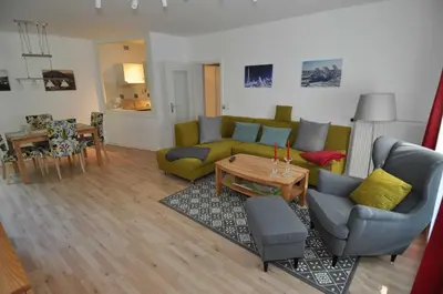 Ein Sitzbereich in der Unterkunft Ferienwohnung Martin I