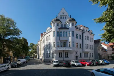 Das Gebäude in dem sich die Ferienwohnung befindet