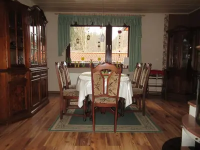 Ein Sitzbereich in der Unterkunft Ferienhaus Schulze