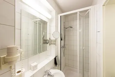 Ein Badezimmer in der Unterkunft Hotel Theophano