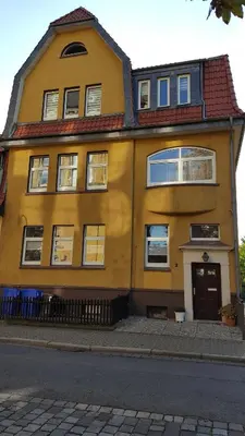 Das Gebäude in dem sich die Ferienwohnung befindet
