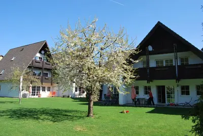 Das Gebäude in dem sich die Ferienwohnung befindet