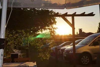Blick auf den Sonnenuntergang/Sonnenaufgang von des Hotels aus oder aus der Nähe