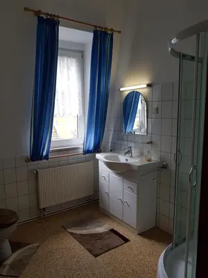 Ein Badezimmer in der Unterkunft Haus Andrea