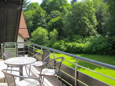 Ein Balkon oder eine Terrasse in der Unterkunft Apartment Waldoase by Interhome