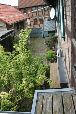 Ein Garten an der Unterkunft Apartments Café Brennnessel
