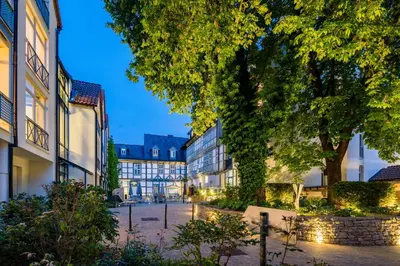 Das Gebäude in dem sich das Aparthotel befindet