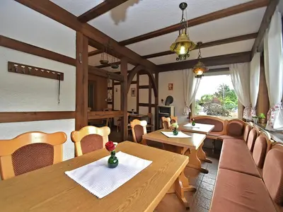 Ein Sitzbereich in der Unterkunft Gruppen- Ferienhaus in Wieda