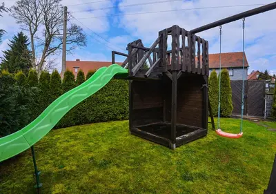 Ein Kinderspielbereich in der Unterkunft Ferienhaus Brockenbäcker