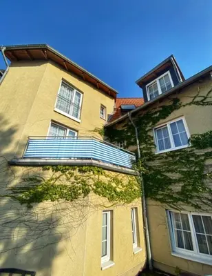 Das Gebäude in dem sich das Hotel befindet