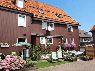 Das Gebäude in dem sich die Ferienwohnung befindet