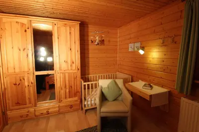 Ein Sitzbereich in der Unterkunft ****FH Blauvogel 60 Harz