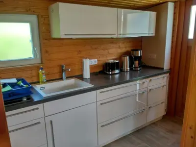 Küche/Küchenzeile in der Unterkunft Poolhaus im Südharz