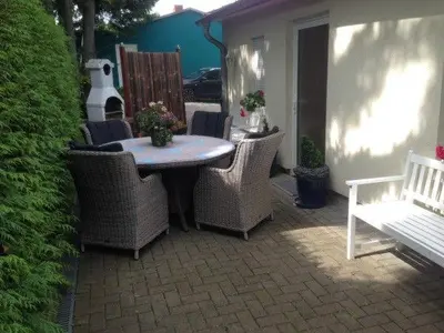 Ein Sitzbereich in der Unterkunft Ferienhäuser Am Eichenberg, Haus 2