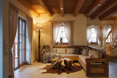 Ein Sitzbereich in der Unterkunft Chalets zum Ilsetal - Brocken-Chalet