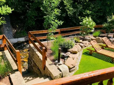 Ein Garten an der Unterkunft Chalets zum Ilsetal - Ilse-Chalet