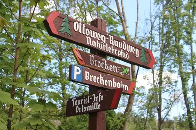 Ein Zertifikat, Auszeichnung, Logo oder anderes Dokument, das in der Unterkunft REGIOHOTEL am Brocken Schierke - #Wanderhotel #Sauna #Harzerlebnis #Aufzug ausgestellt ist