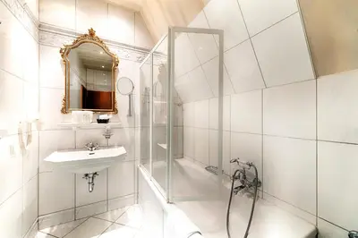 Ein Badezimmer in der Unterkunft Hotel Villa Heine Wellness & Spa