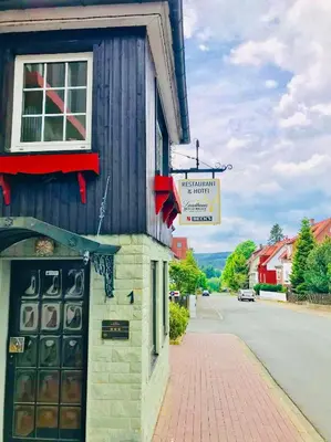 Das Gebäude in dem sich die Pension befindet