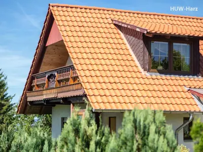 Das Gebäude in dem sich das Ferienhaus befindet