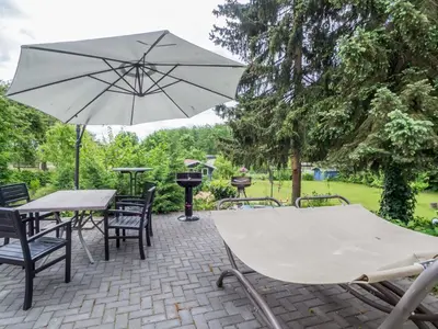 Ein Garten an der Unterkunft Naturferienhaus mit Schlossblick in Drübeck