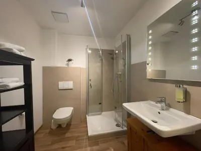 Ein Badezimmer in der Unterkunft Apartment mit Terrasse No1
