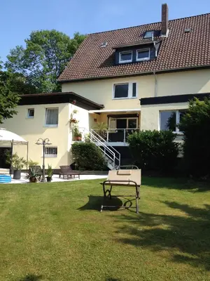 Ein Garten an der Unterkunft Gästehaus Graul