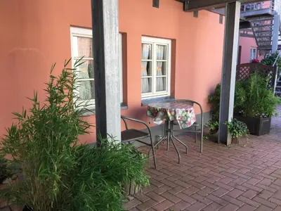 Ein Garten an der Unterkunft Apartment No10