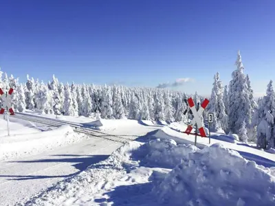 Ferienhäuser, Torfhaus im Winter
