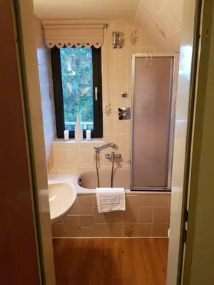 Ein Badezimmer in der Unterkunft Fewo Allegra