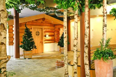 Ein Garten an der Unterkunft Ferienhaus in Wernigerode mit Innenpool